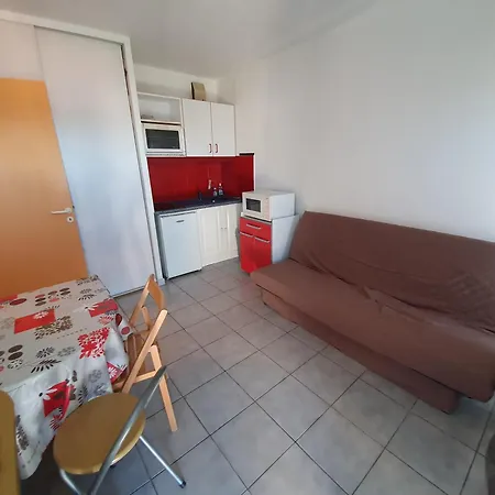 Apartment T2 Avec Vue Sur A 60 M De La *
